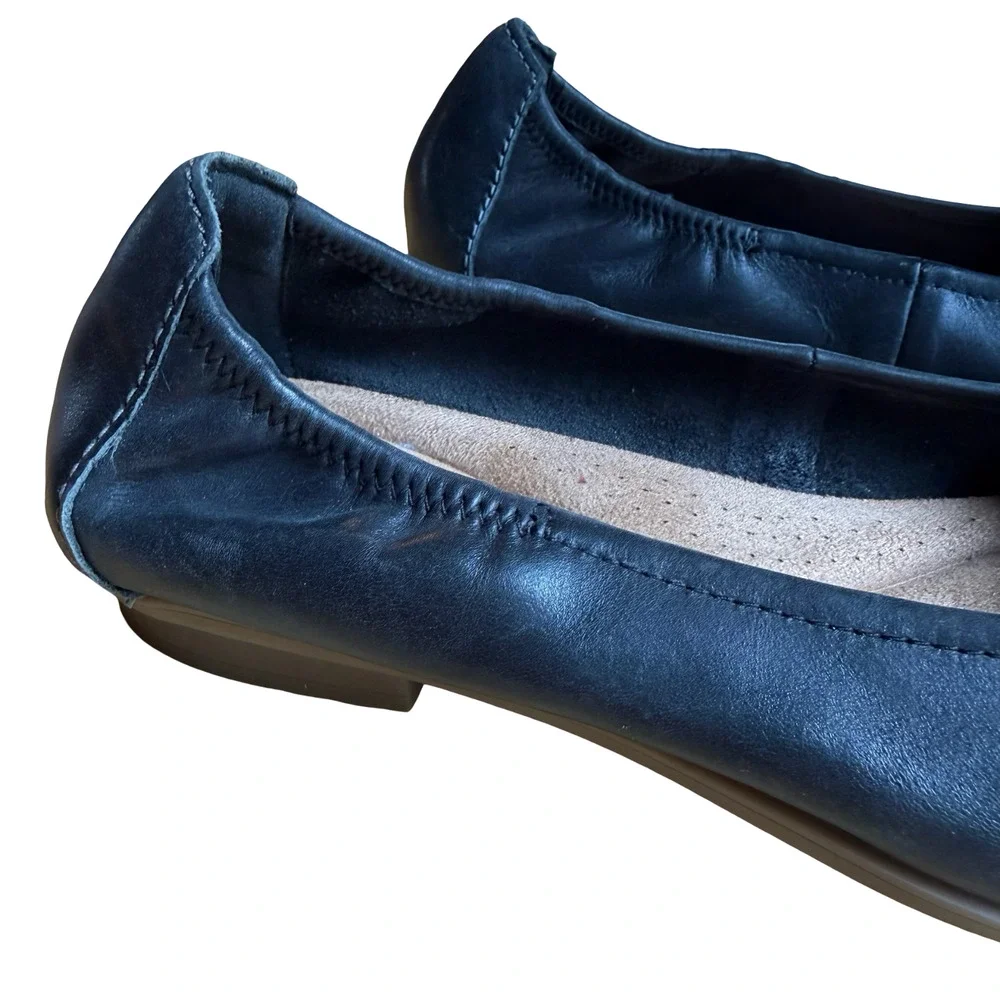 Clarks Lyrical Rhyme Black Leather Slip On Ballet Flats Square Toe Shoes sz 8
